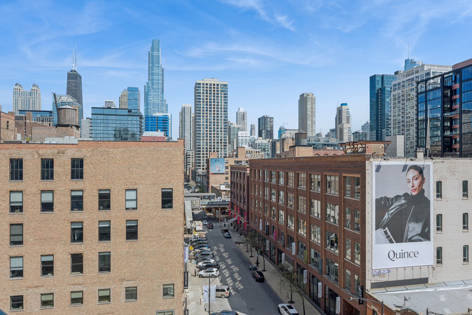 340 W Superior Street Unit: 805