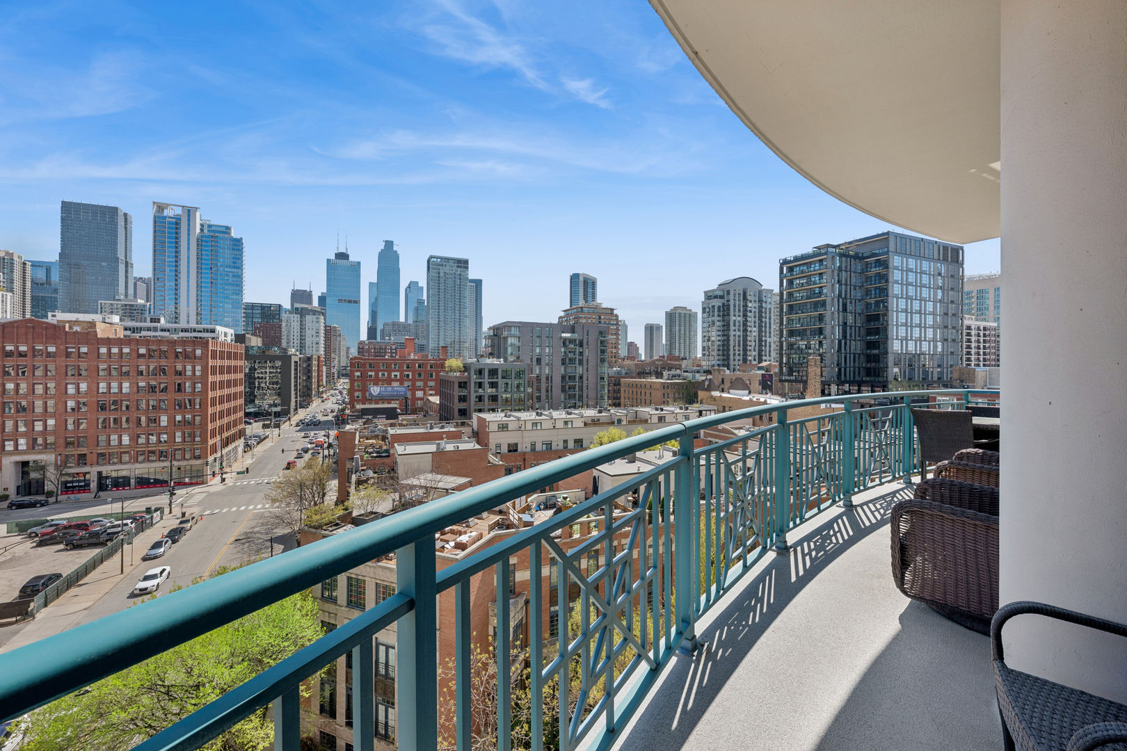 340 W Superior Street Unit: 805