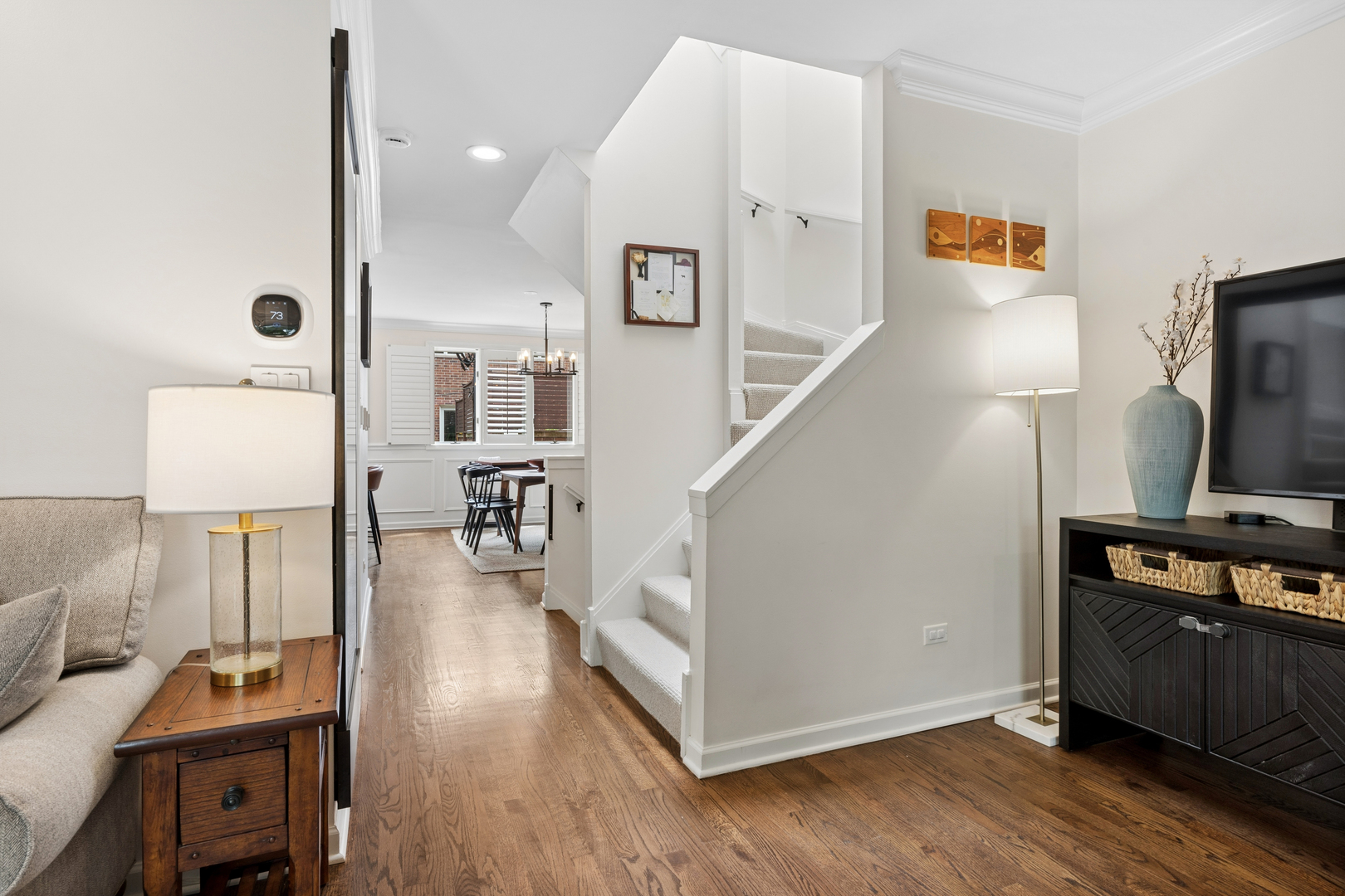 1843 N Hudson Avenue Unit: A