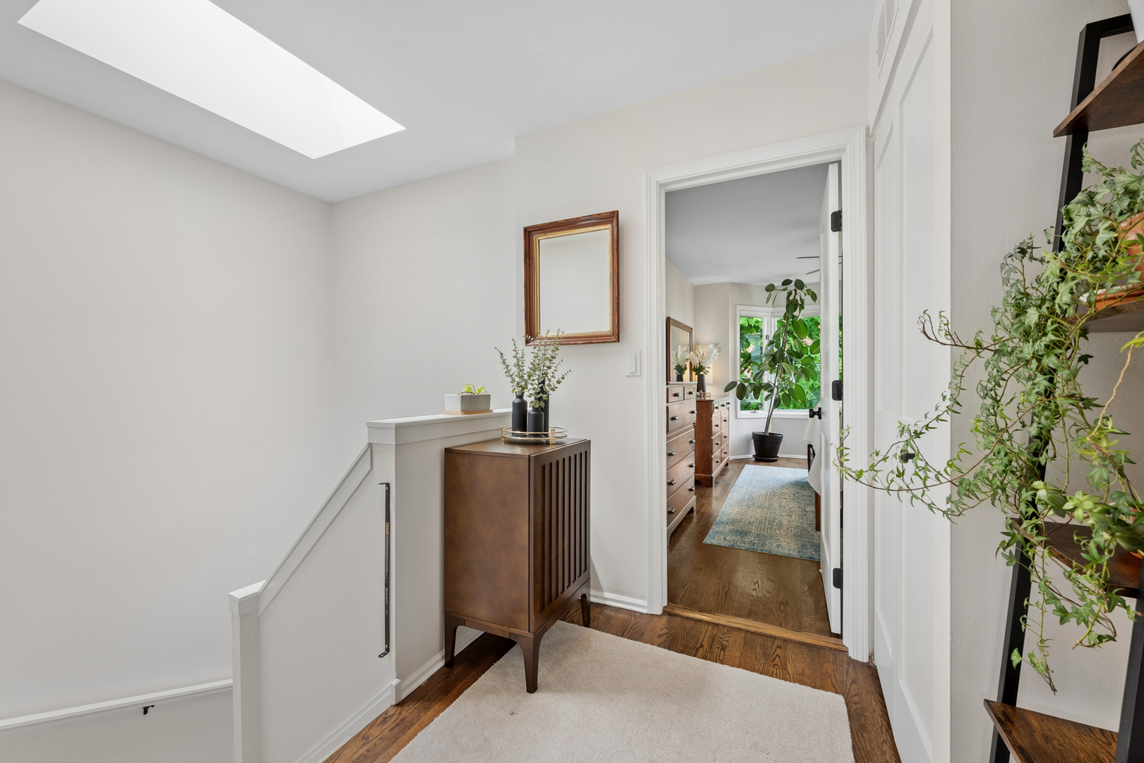 1843 N Hudson Avenue Unit: A