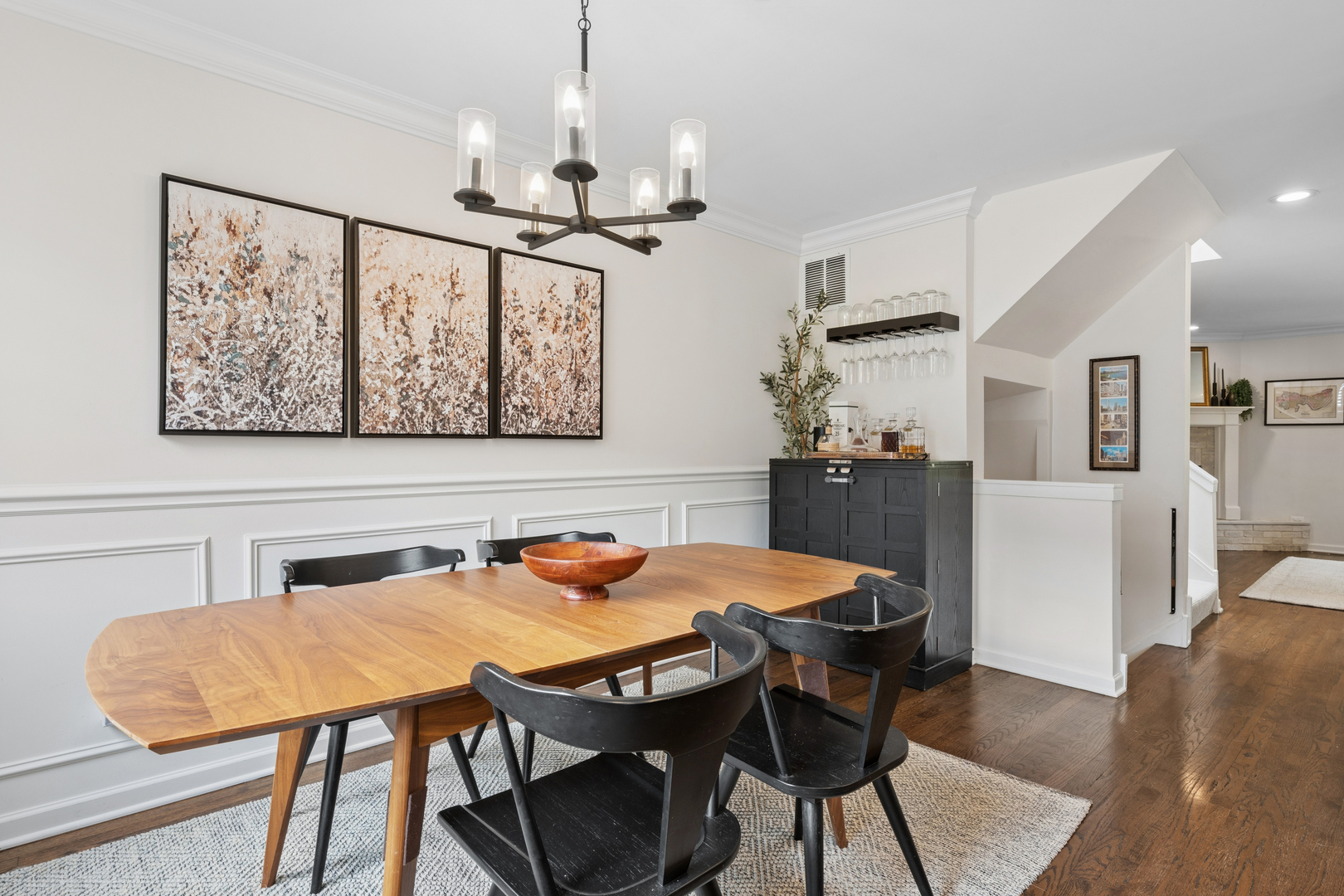 1843 N Hudson Avenue Unit: A