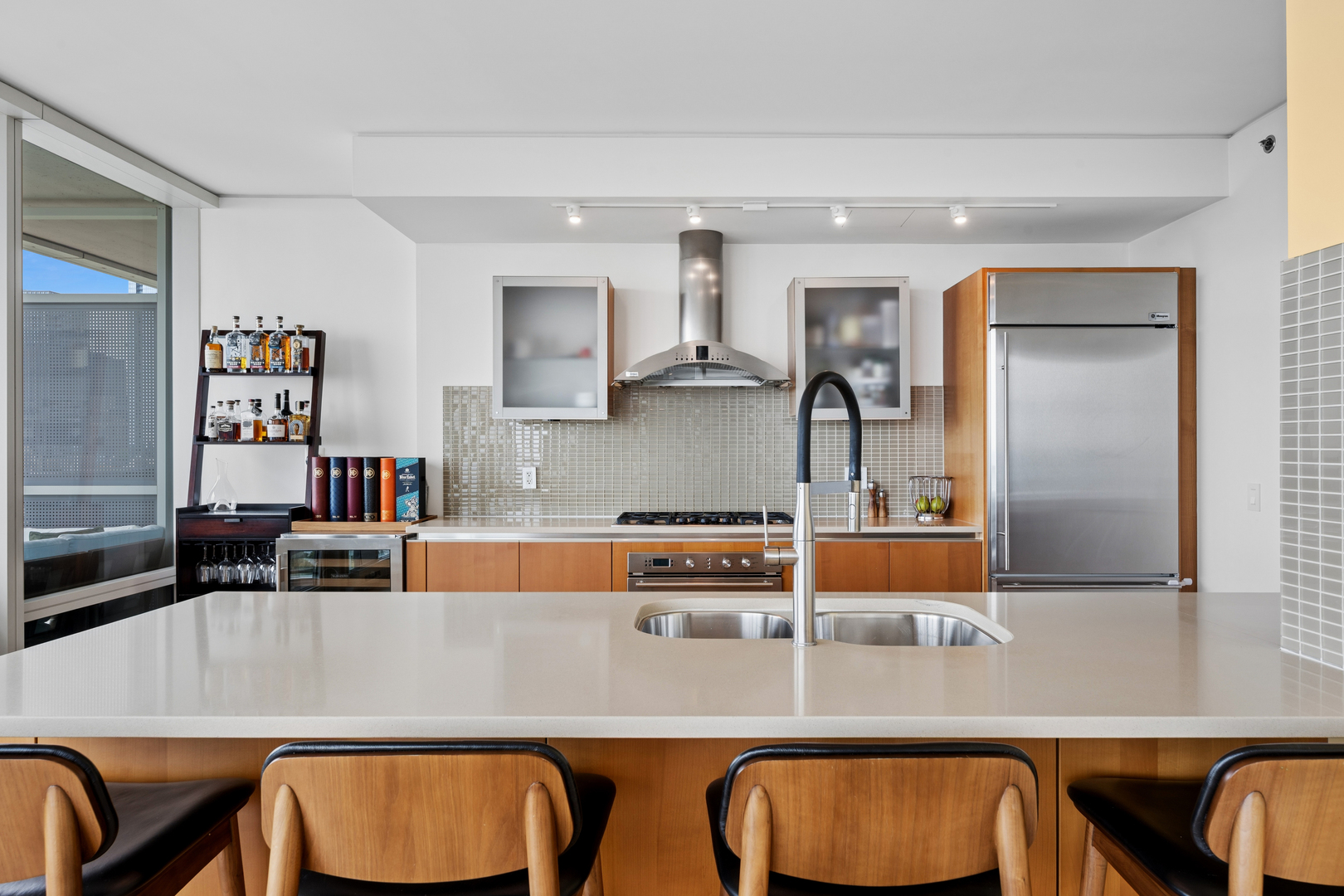 340 E Randolph Street Unit: 1701