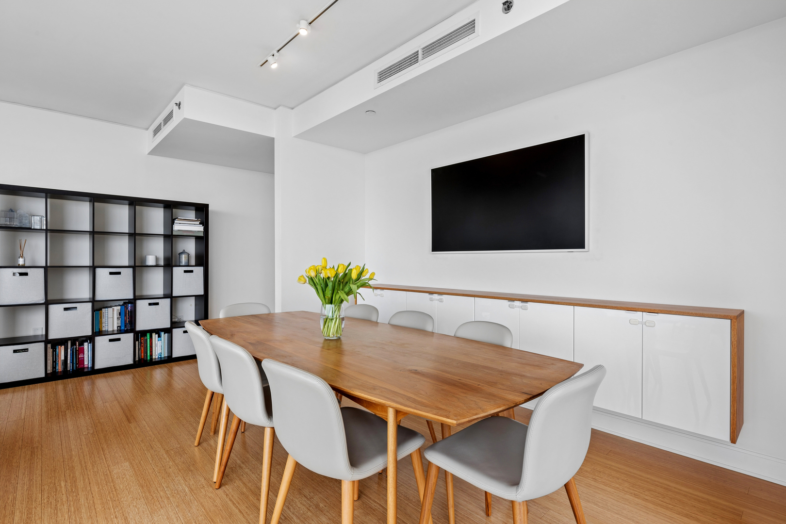 340 E Randolph Street Unit: 1701