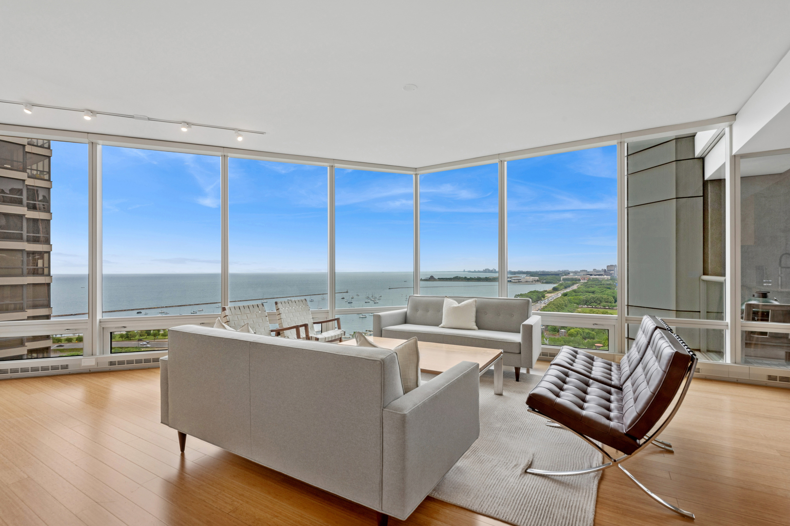 340 E Randolph Street Unit: 1701