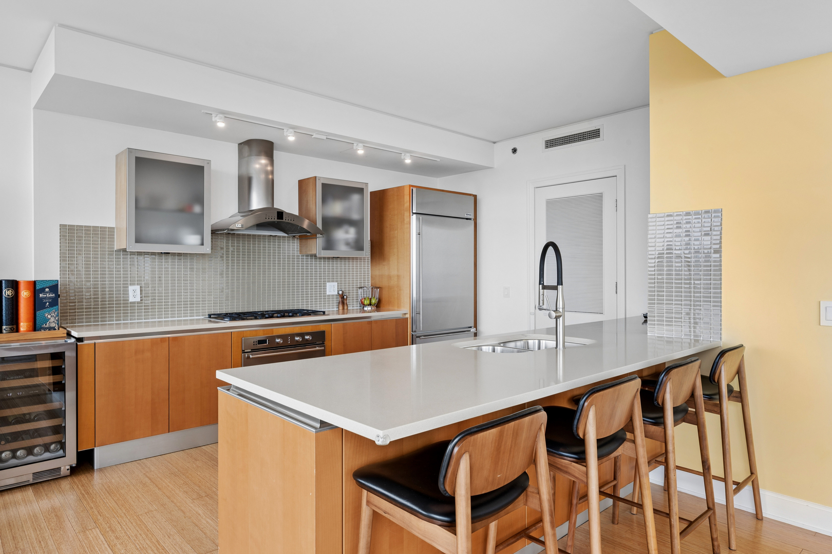 340 E Randolph Street Unit: 1701