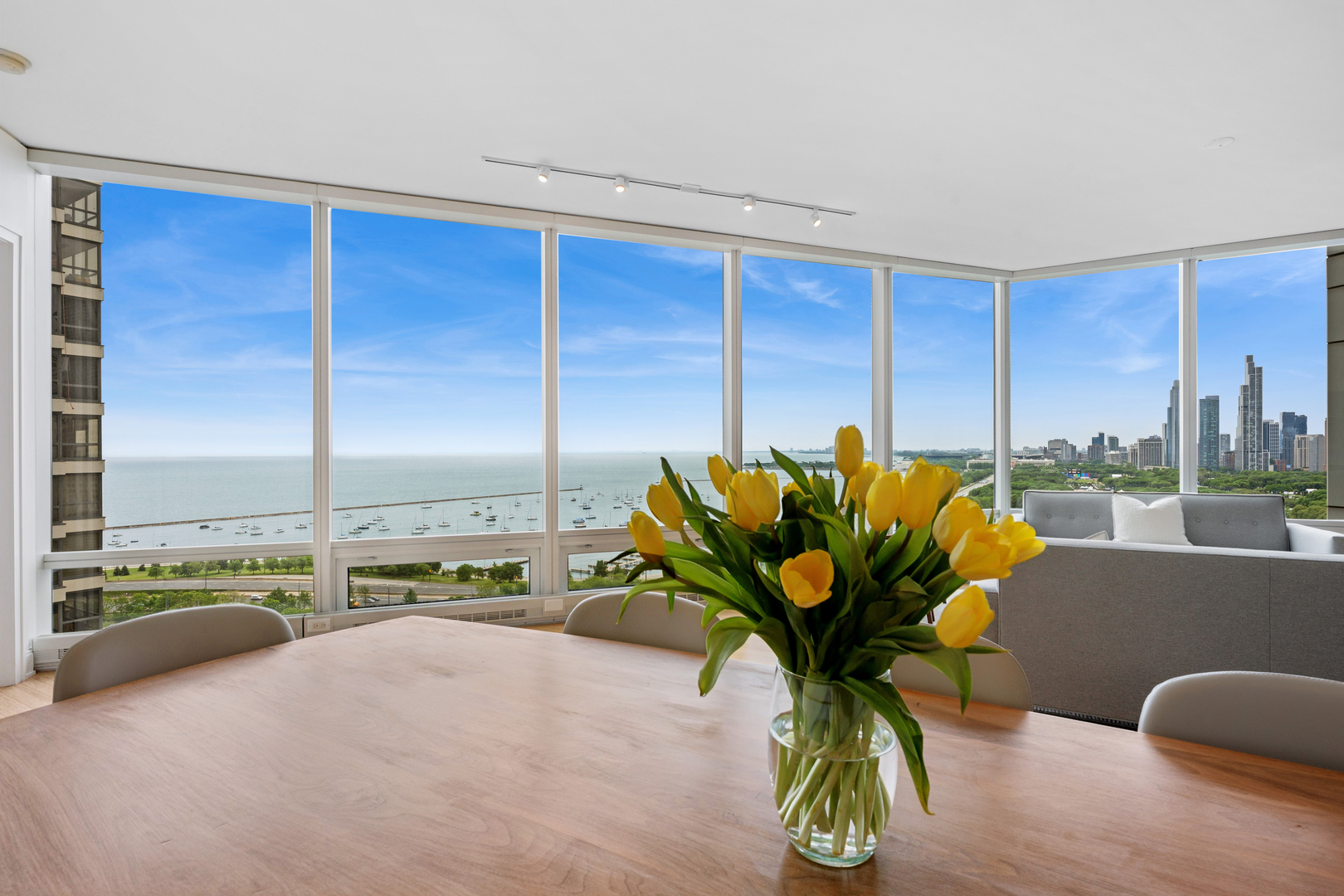 340 E Randolph Street Unit: 1701