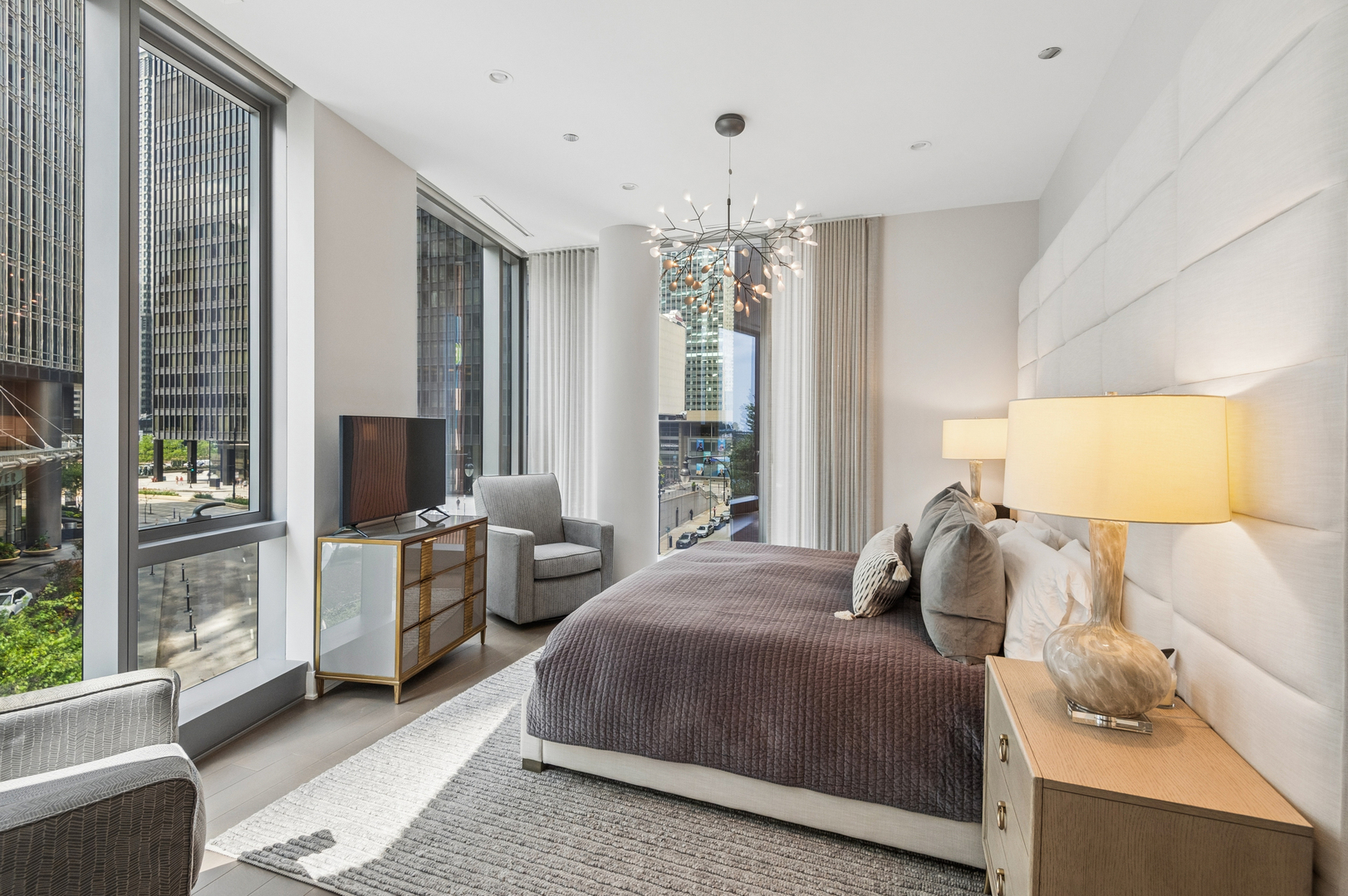 403 N Wabash Avenue Unit: 3A