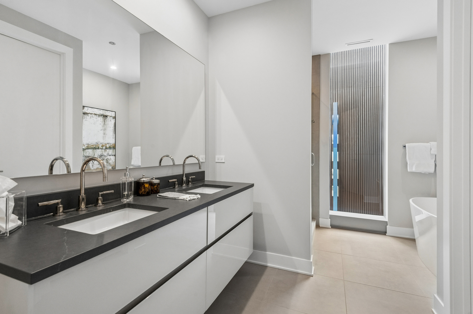 403 N Wabash Avenue Unit: 3A