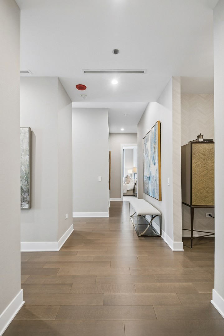 403 N Wabash Avenue Unit: 3A