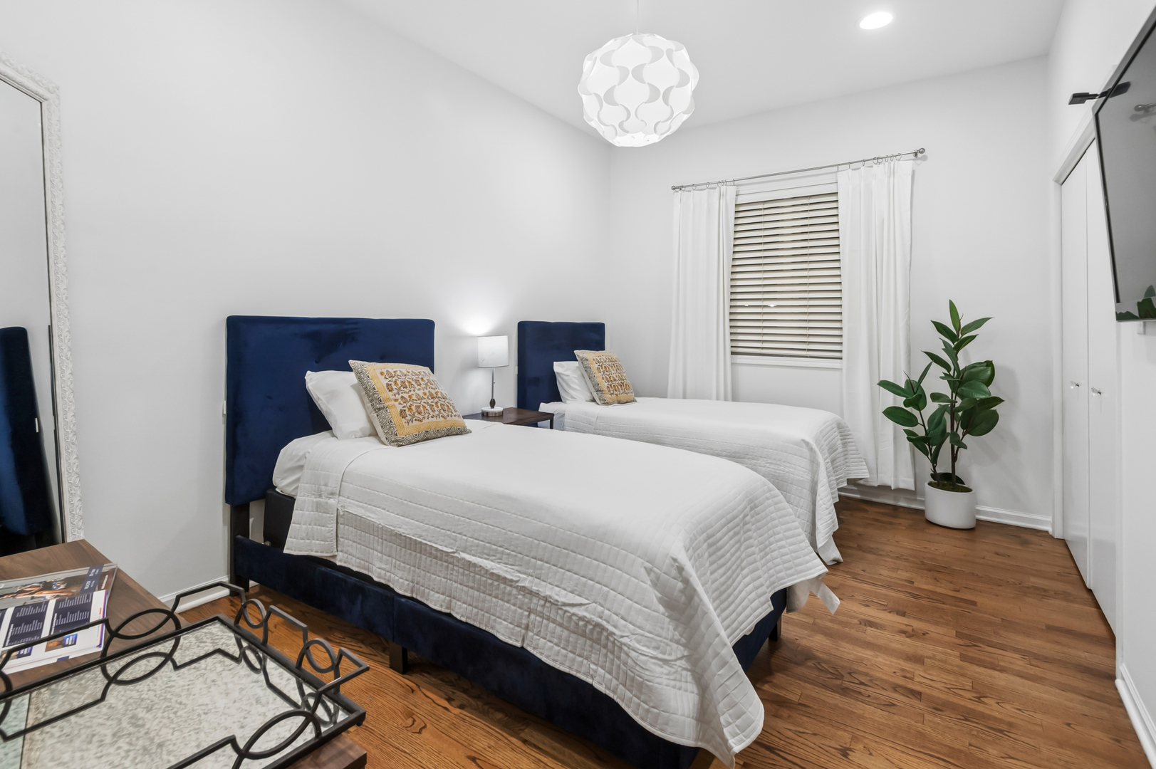 2629 N Dayton Street Unit: 1N