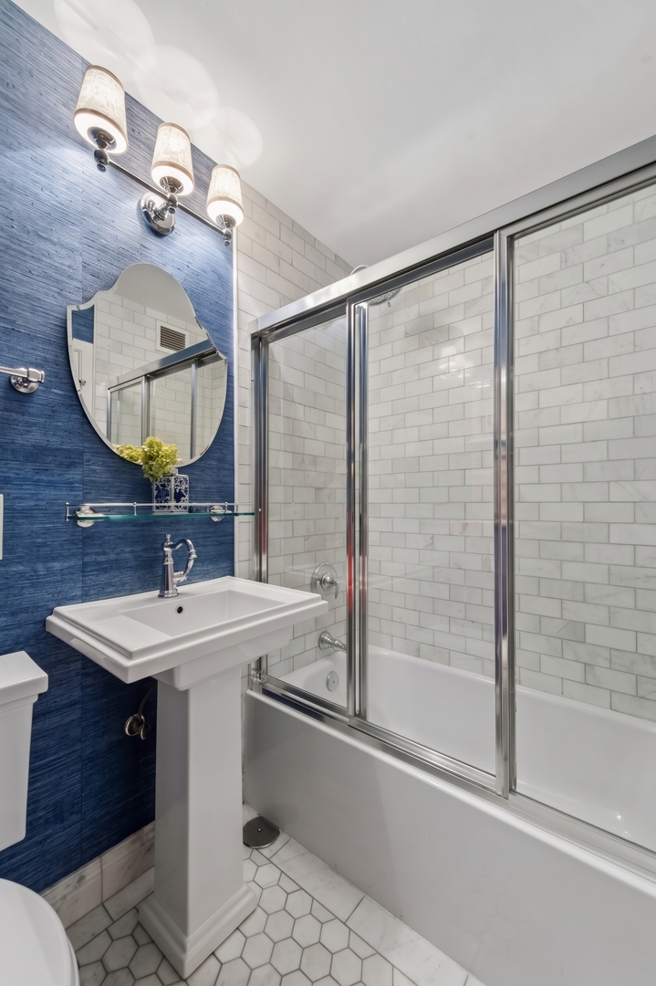 1445 N State Parkway Unit: 2205