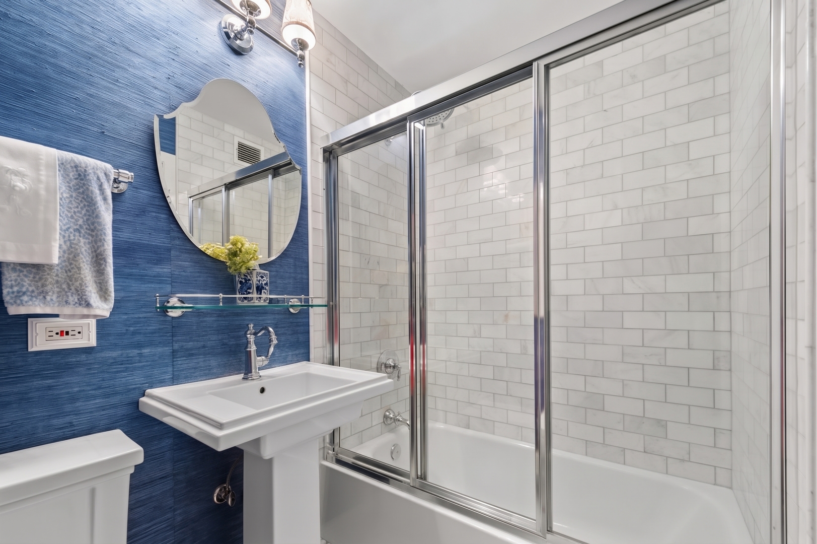1445 N State Parkway Unit: 2205