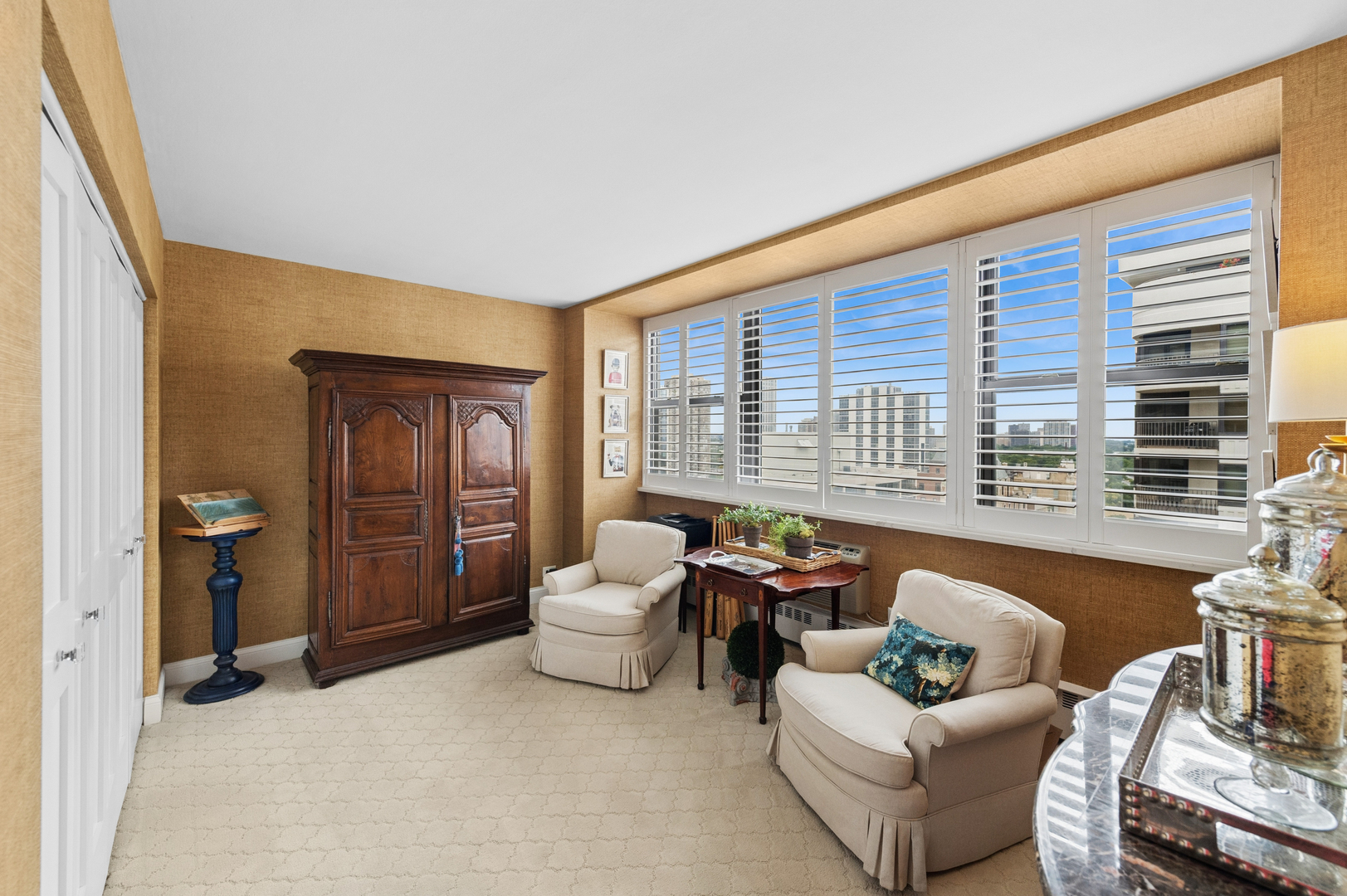 1445 N State Parkway Unit: 2205