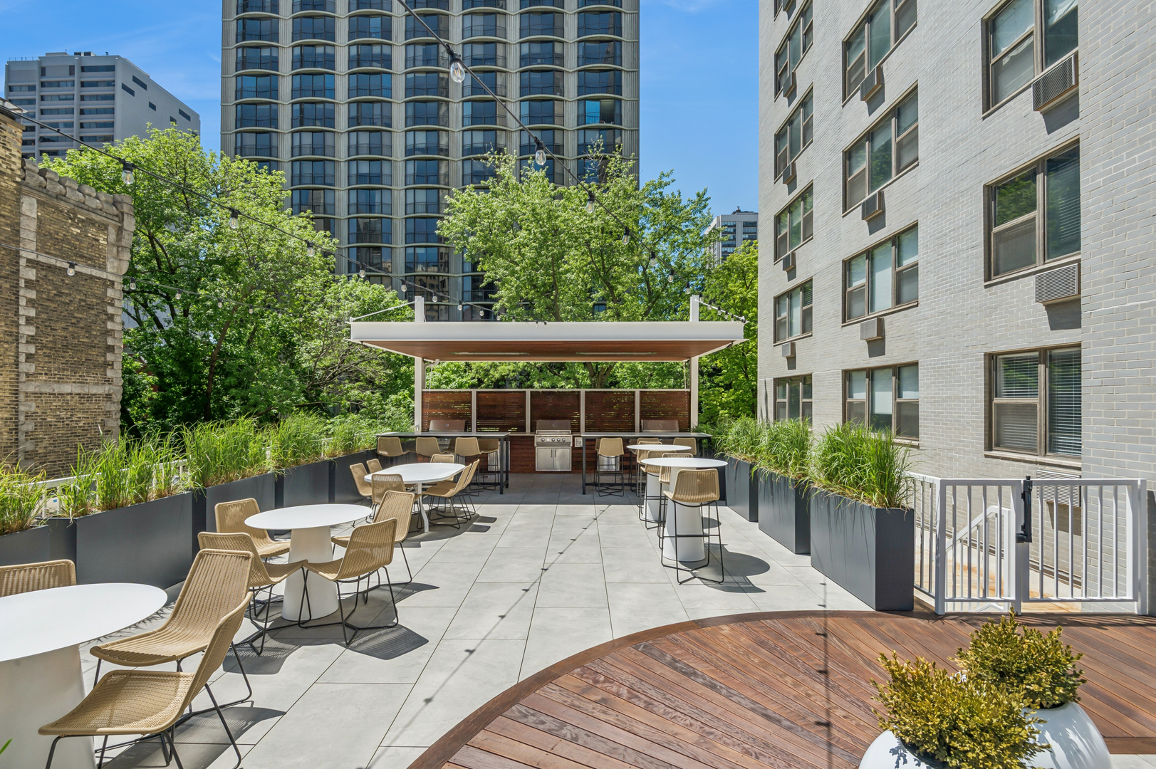 1445 N State Parkway Unit: 2205