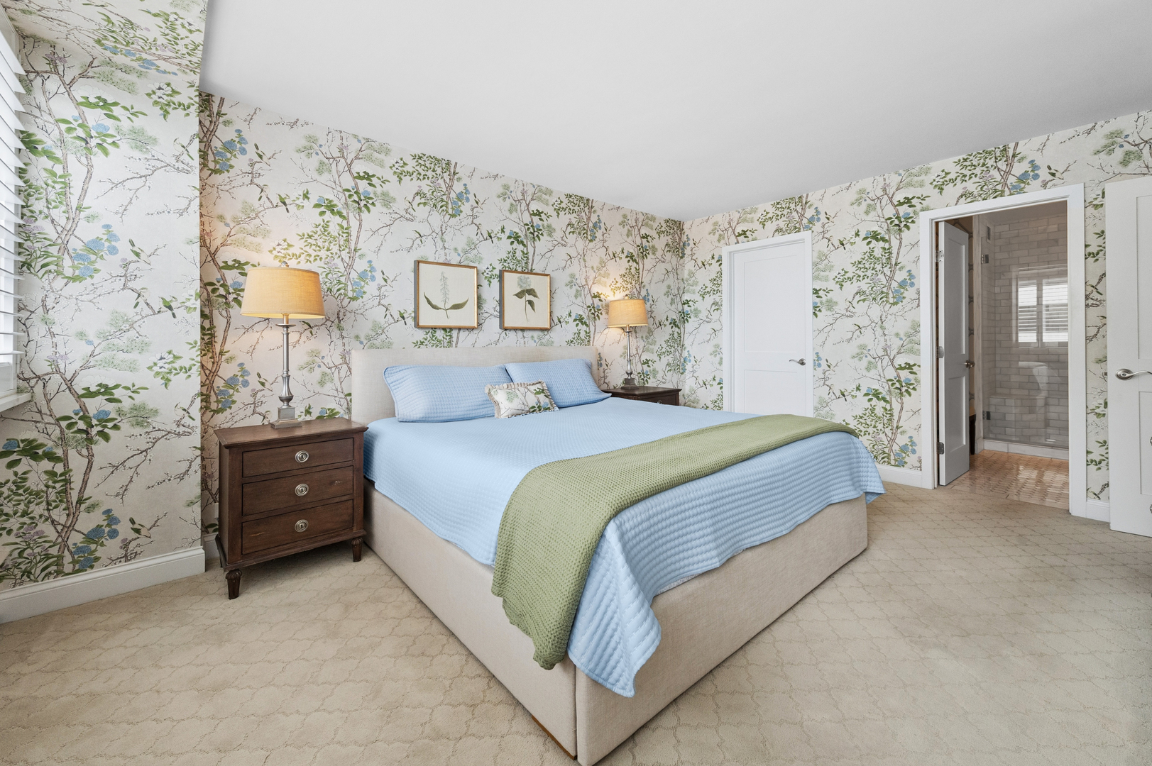 1445 N State Parkway Unit: 2205