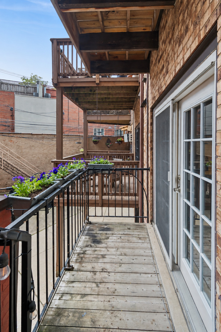 317 W Webster Avenue Unit: 1