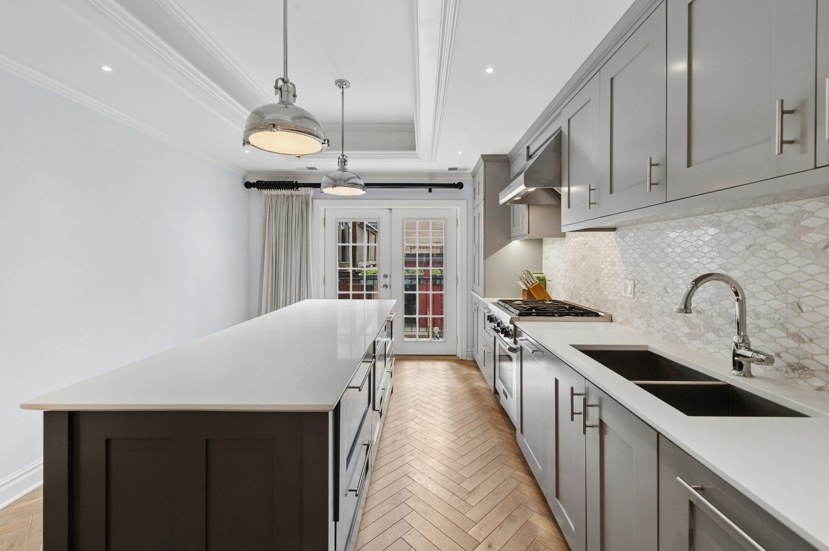 317 W Webster Avenue Unit: 1