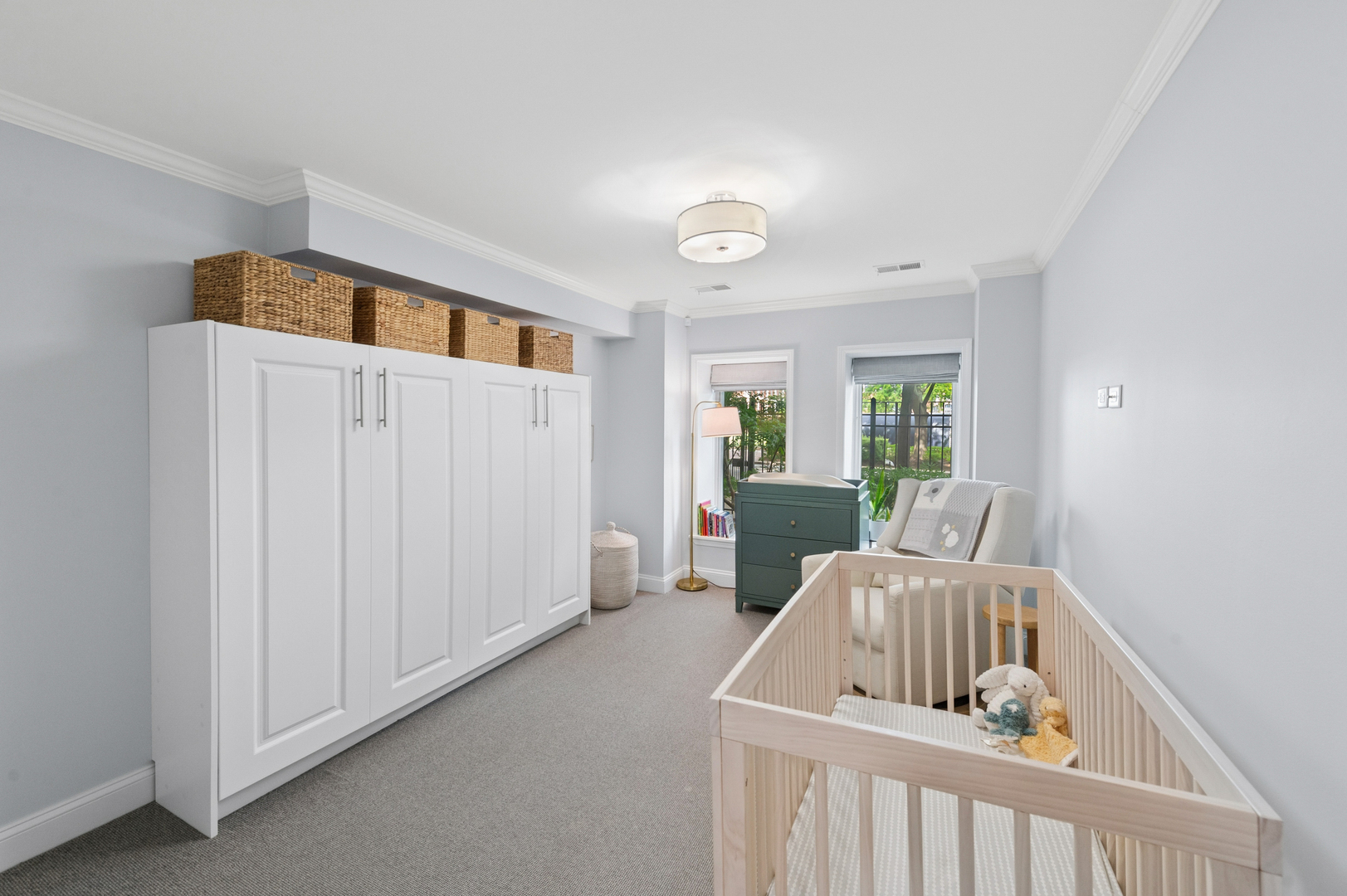 317 W Webster Avenue Unit: 1