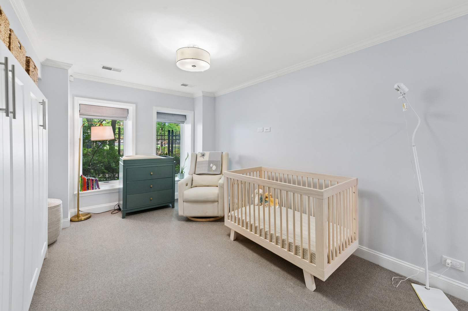317 W Webster Avenue Unit: 1