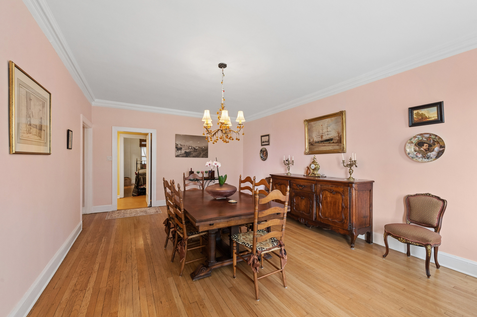 3530 N Lake Shore Drive Unit: 4A