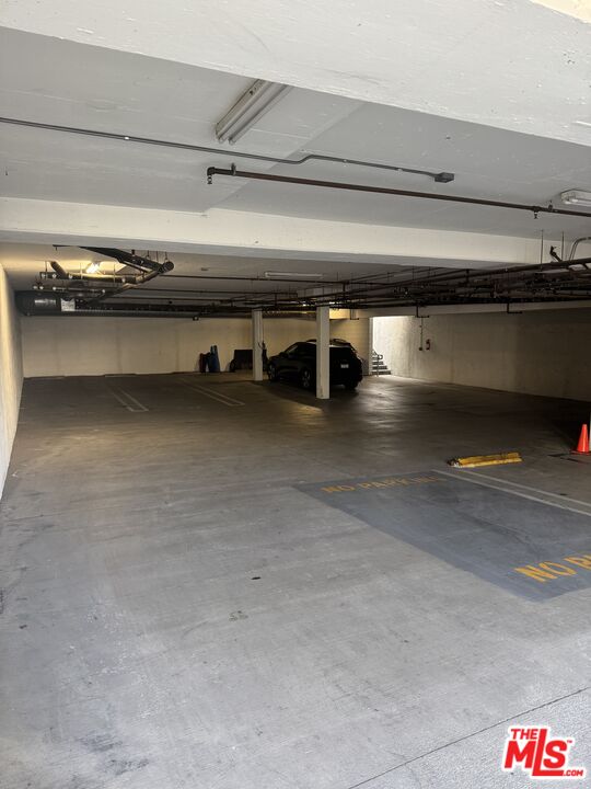 1023 Wilcox Ave Unit: 102