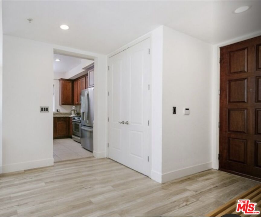 1023 Wilcox Ave Unit: 102