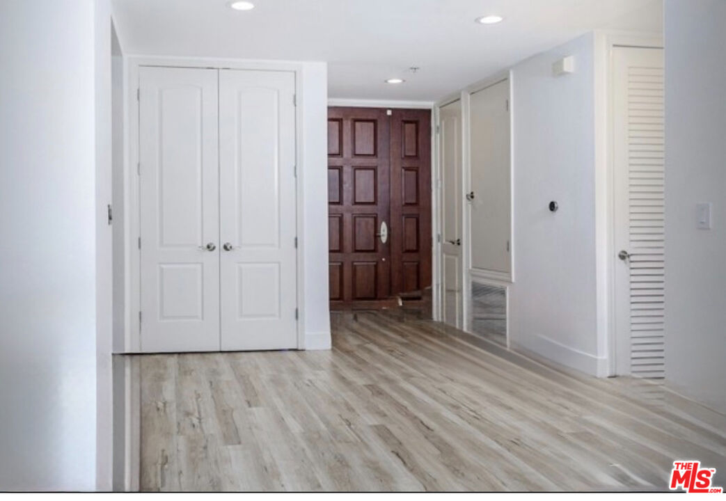 1023 Wilcox Ave Unit: 102