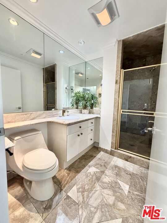 121 S Canon Dr Unit: PH 401