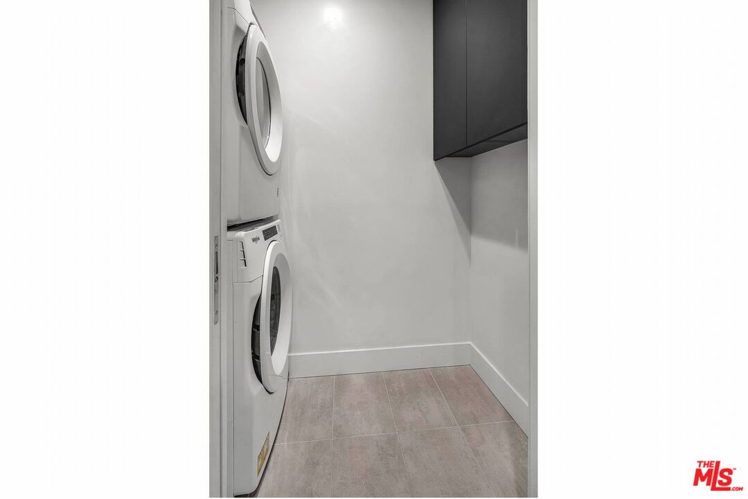 728 N Sweetzer Ave Unit: 112