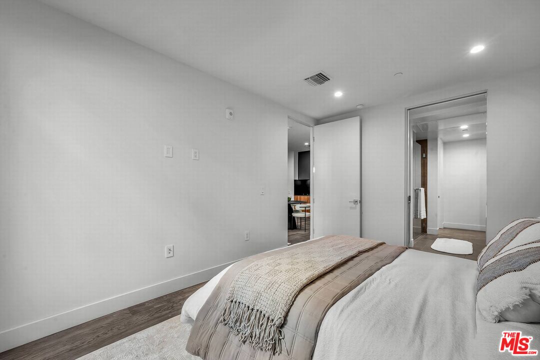 728 N Sweetzer Ave Unit: 112