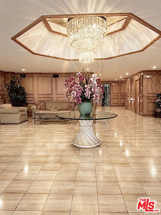 339 N Palm Dr Unit: 504