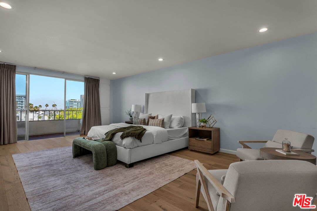 339 N Palm Dr Unit: 504