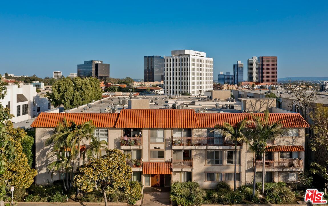 11656 Montana Ave Unit: 114