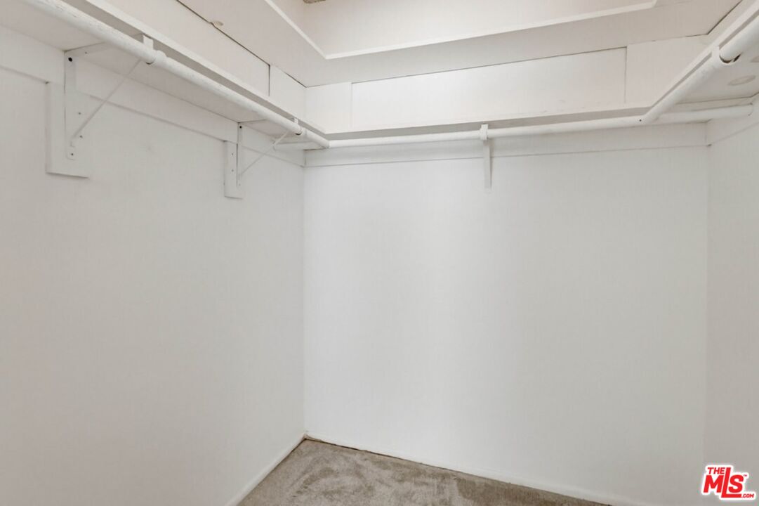 11656 Montana Ave Unit: 114
