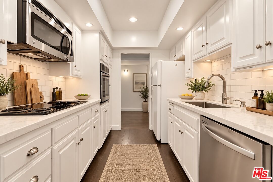 11656 Montana Ave Unit: 114
