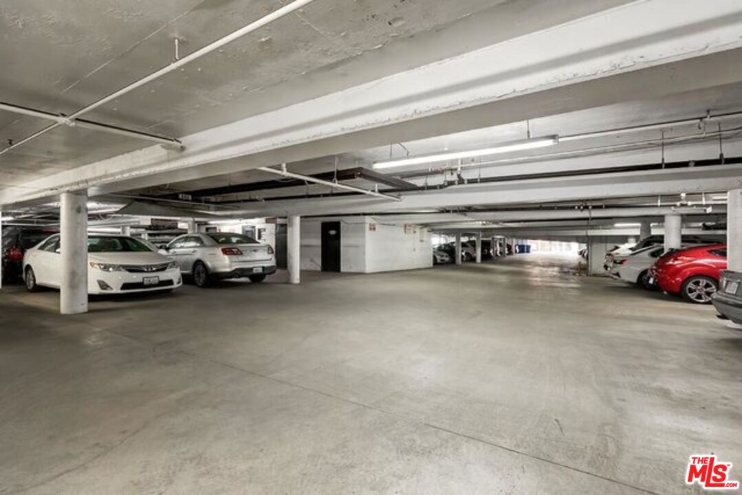11656 Montana Ave Unit: 114