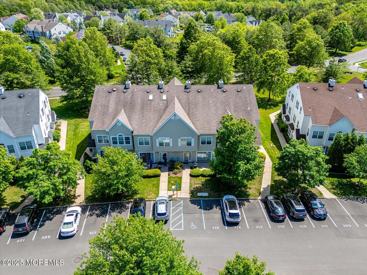 87 Madison Court