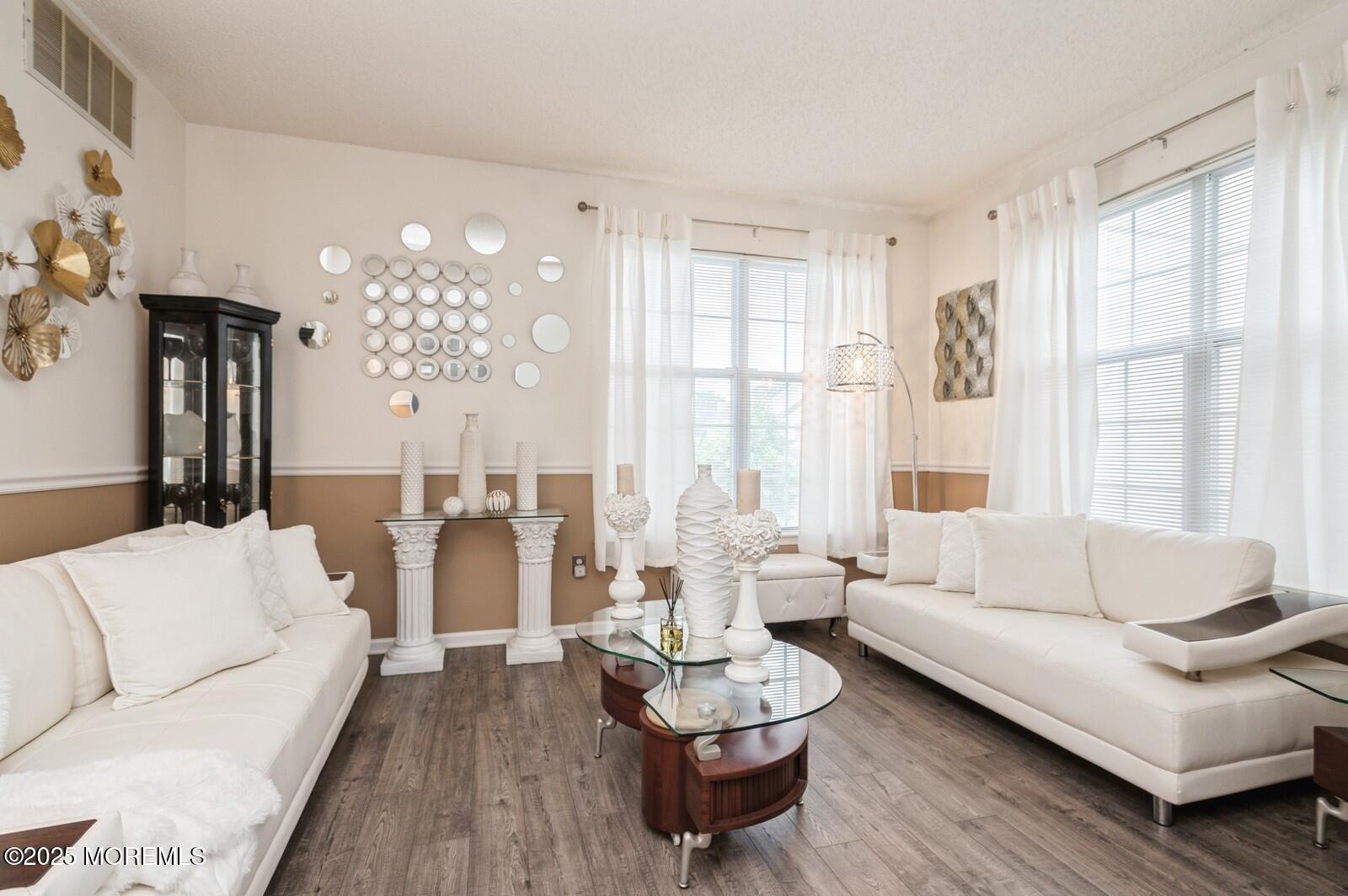 84 Annapolis Street