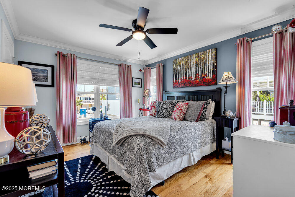 21 W Magnolia Avenue
