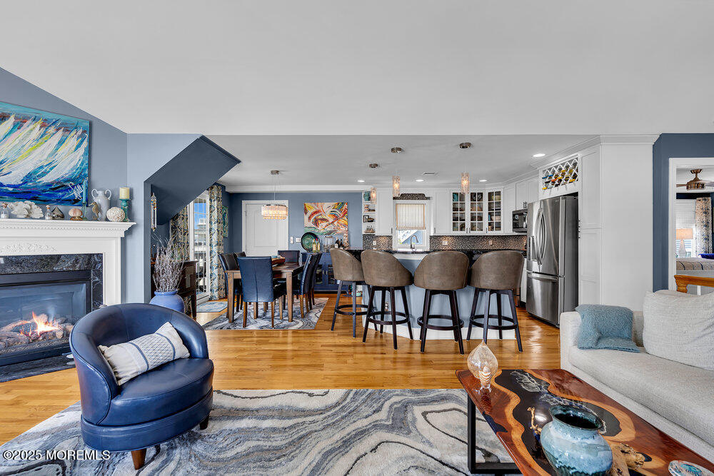 21 W Magnolia Avenue