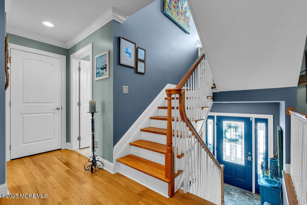 21 W Magnolia Avenue