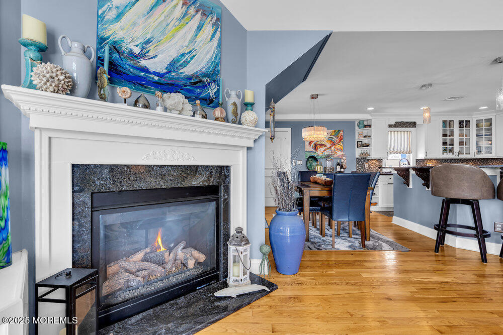 21 W Magnolia Avenue