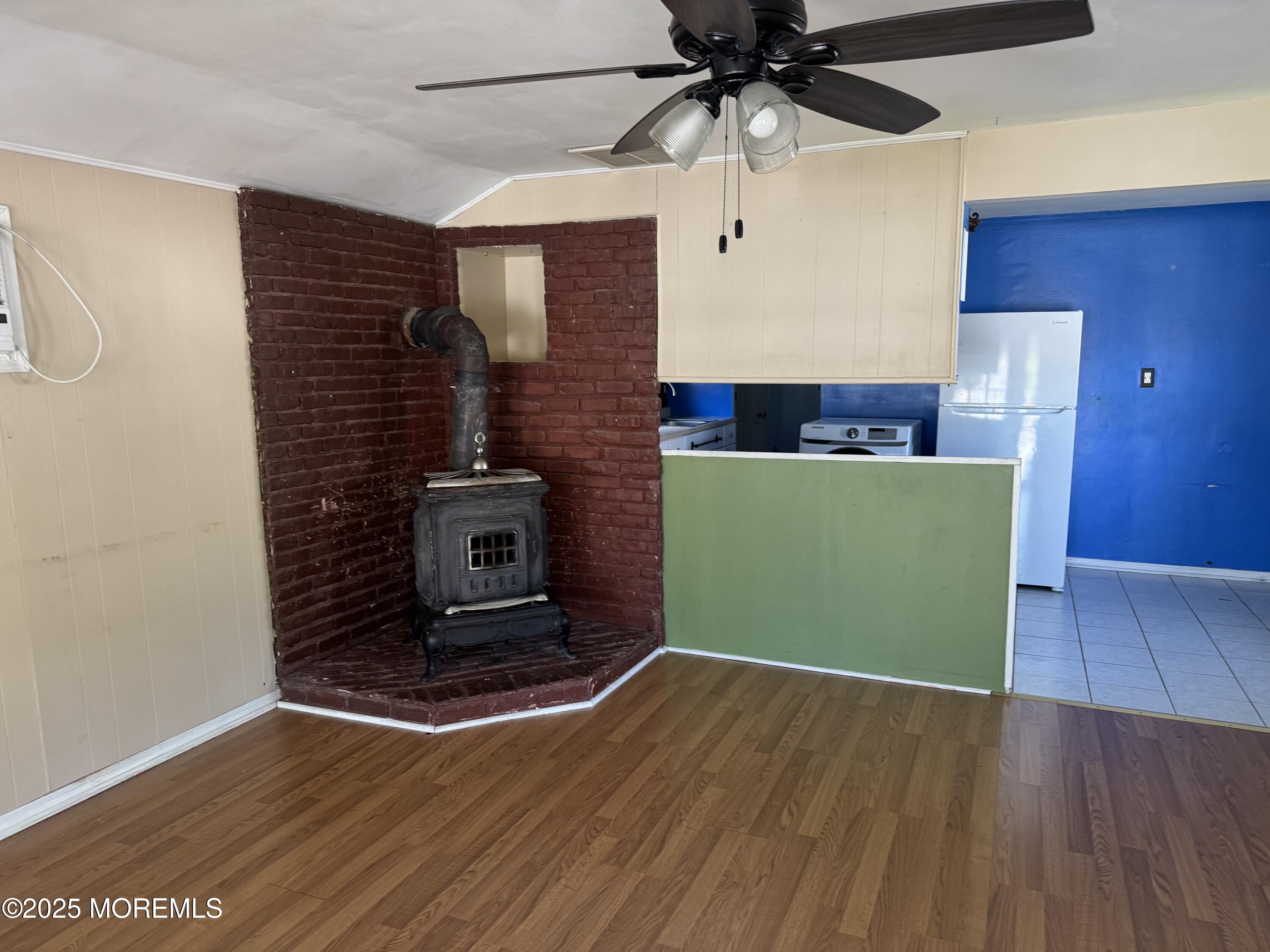184 Hilltop Boulevard