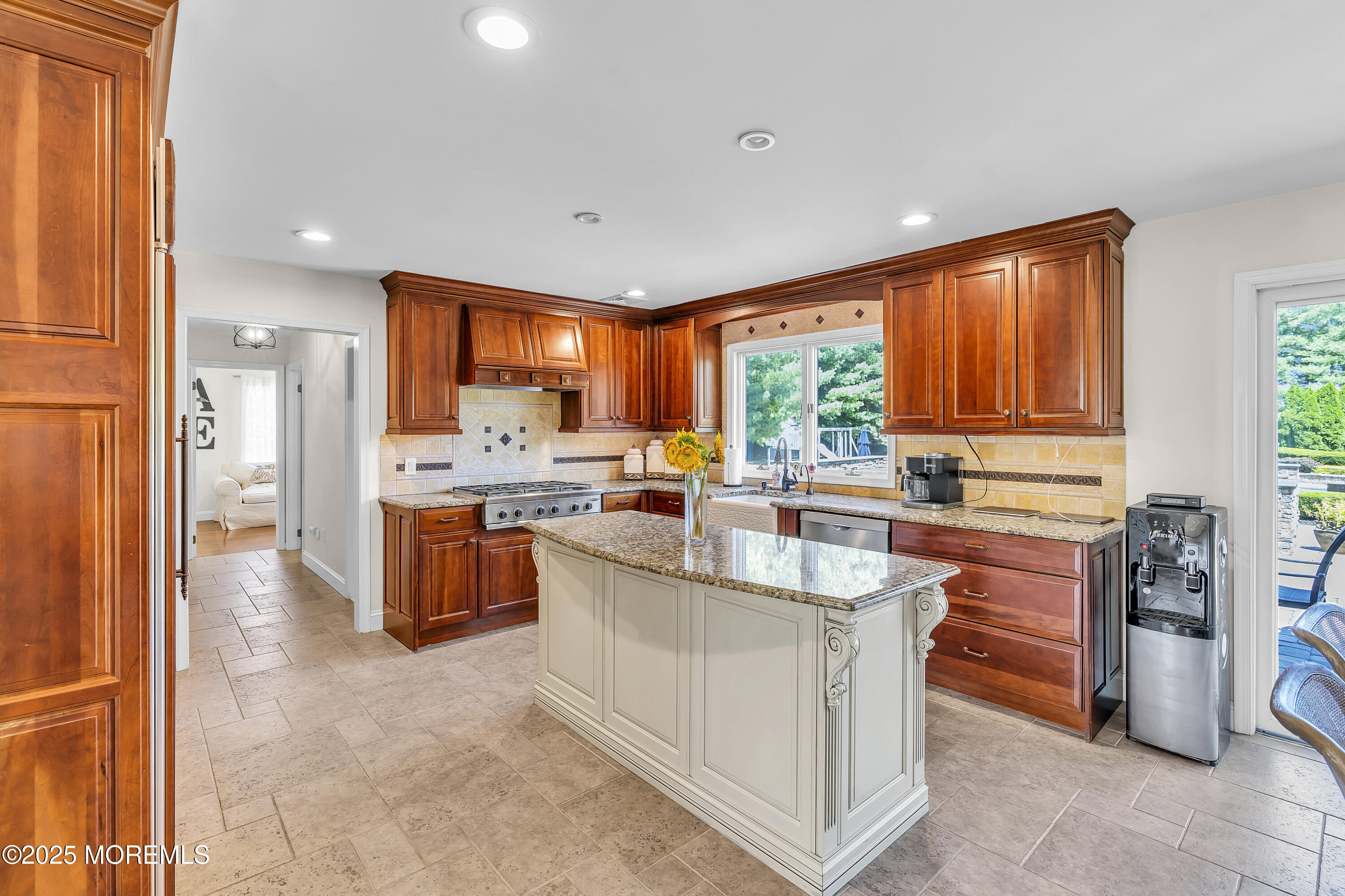 12 Clayton Drive