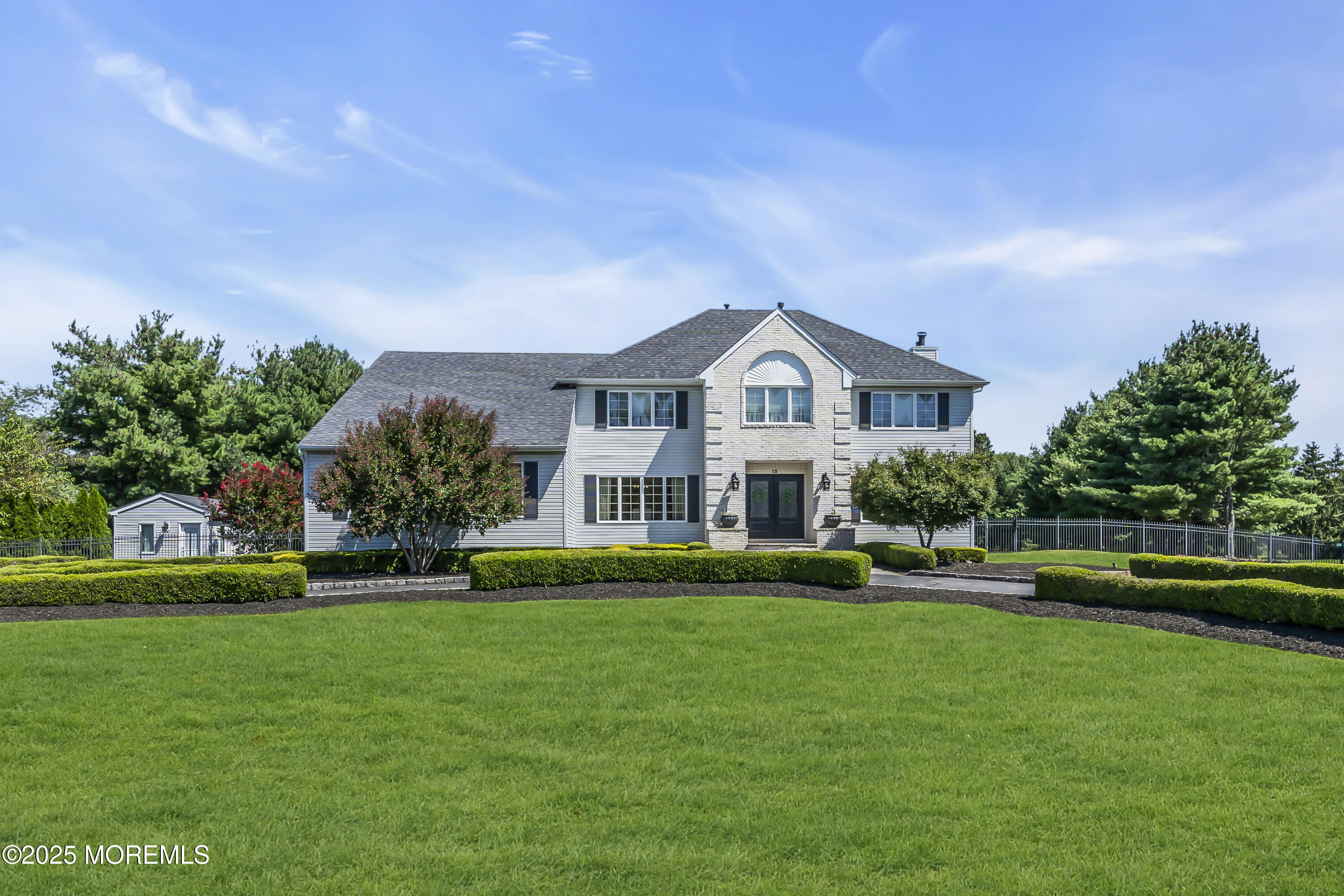 12 Clayton Drive