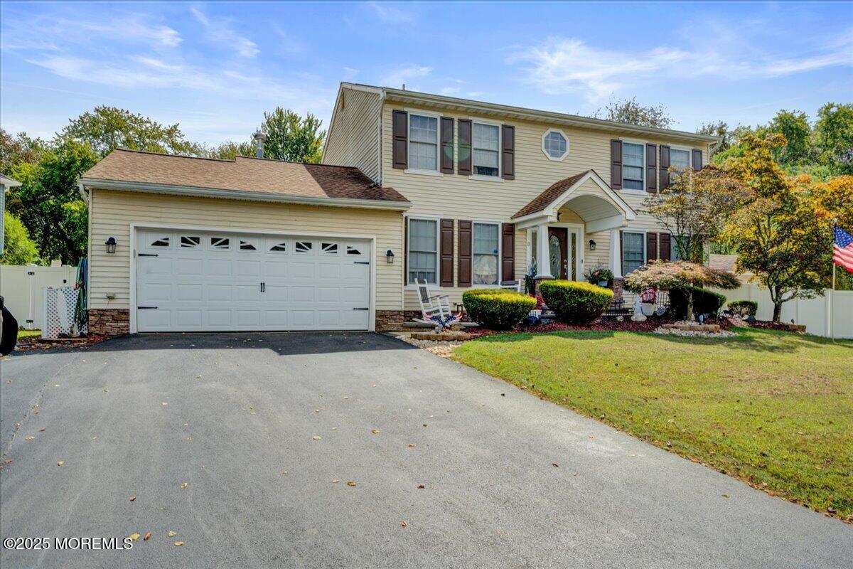 9 Hawk Court
