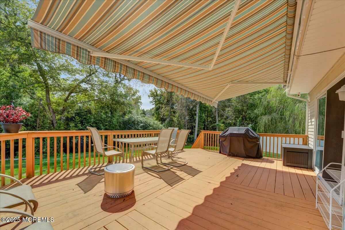 9 Hawk Court