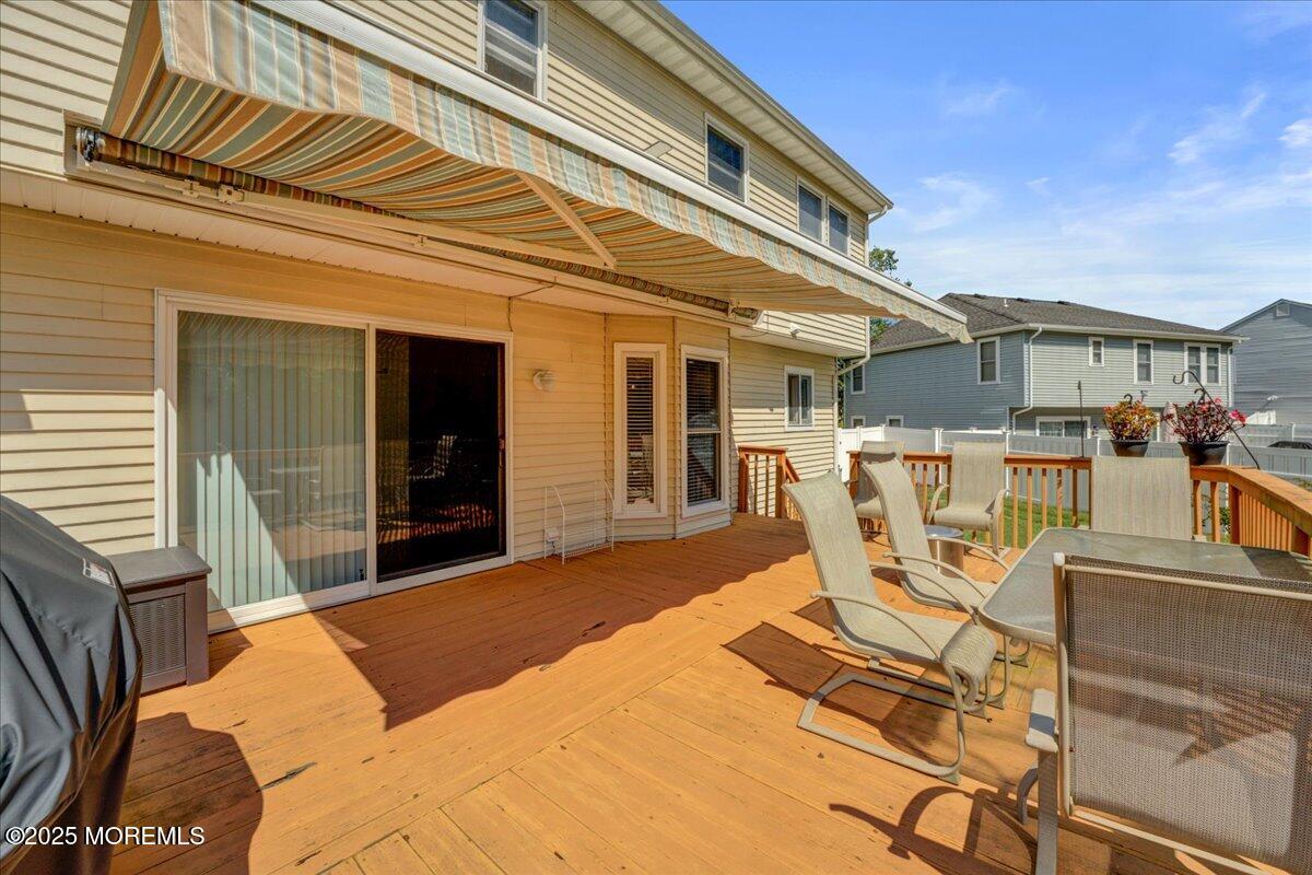 9 Hawk Court