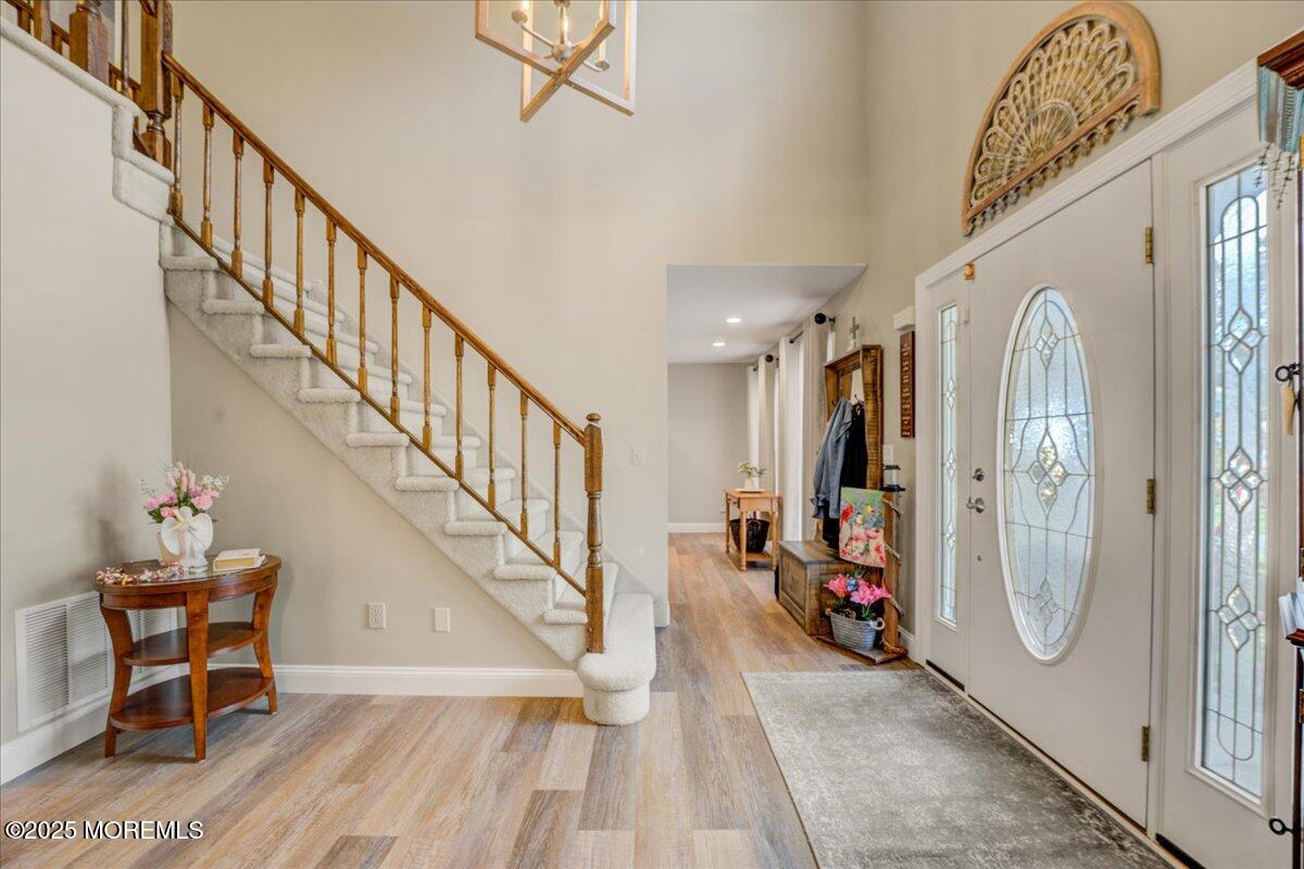 9 Hawk Court