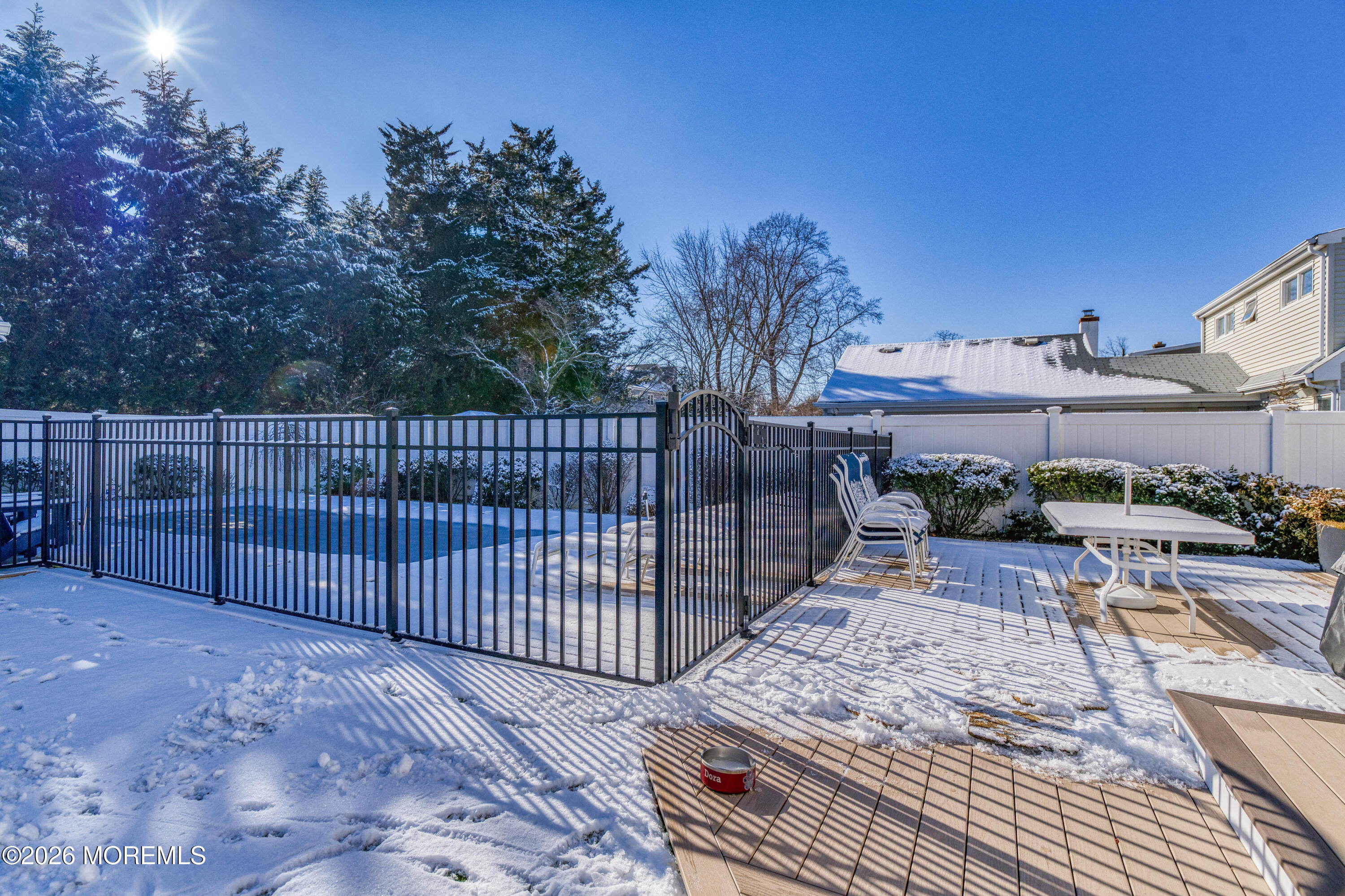 809 Wall Road